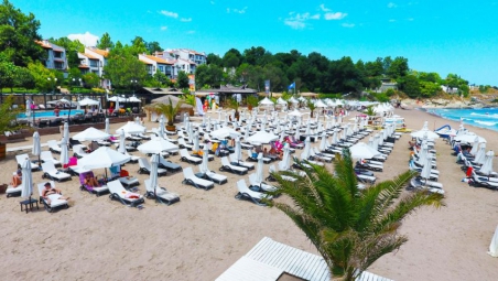 Apartments in Oasis Resort SPA-First line