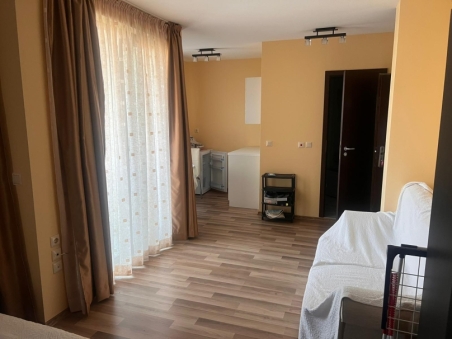 Spacious studio with kitchenette in Amadeus Lux