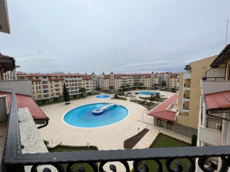 Spacious two-room apartment with a functional layout in Royal Sun