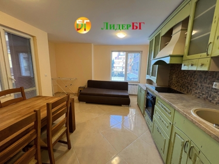 Three-room apartment with a garage in a residential building without maintenance