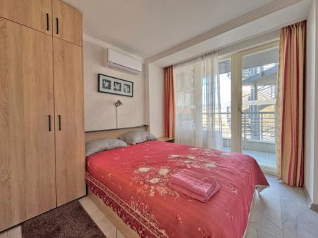 Sole Mar complex, studio with mountain and city views