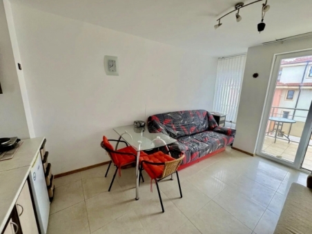 Studio in a residential building with a low maintenance fee, Briz St.